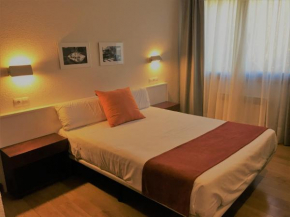 Гостиница Hotel Elorrio  Элоррио